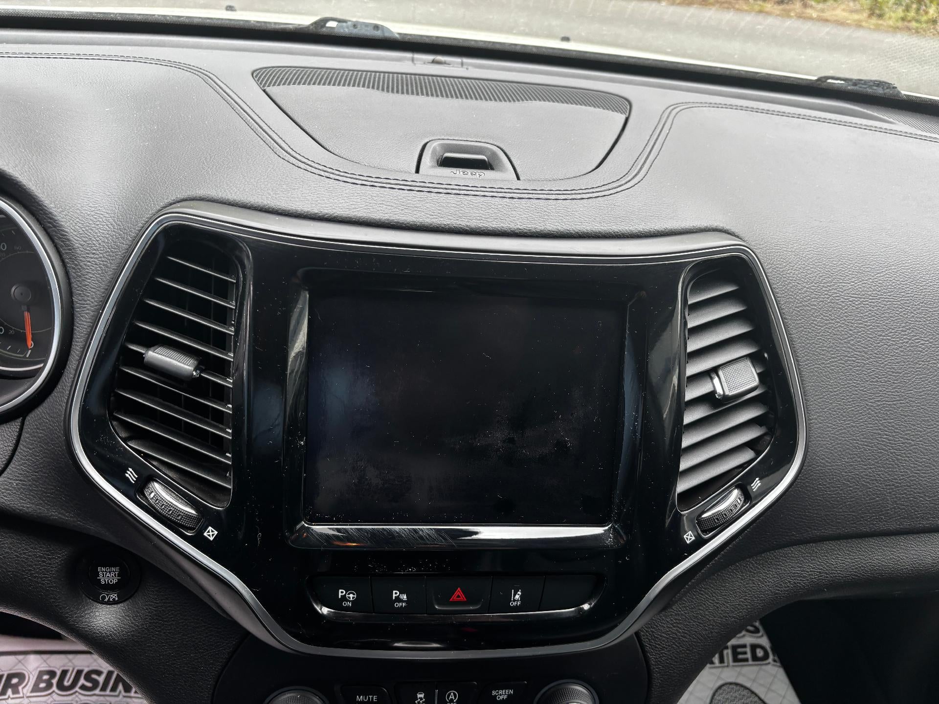 2019 Jeep Cherokee Limited FWD