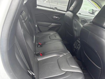 2019 Jeep Cherokee Limited FWD