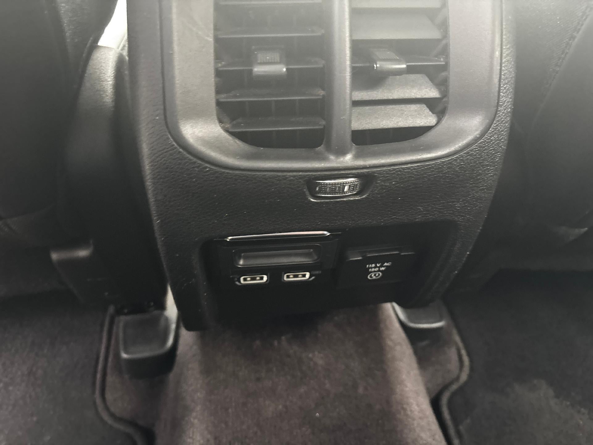 2019 Jeep Cherokee Limited FWD