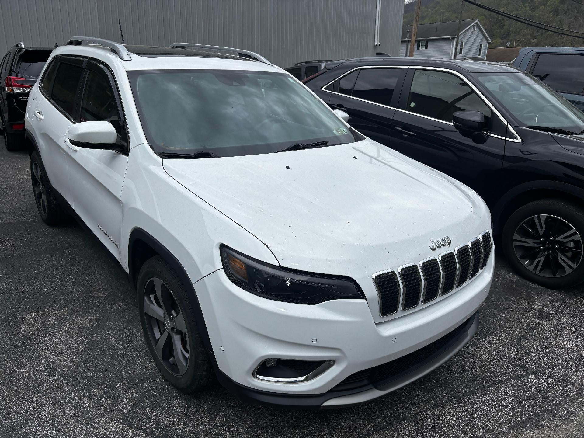 2019 Jeep Cherokee Limited FWD