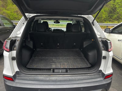 2019 Jeep Cherokee Limited FWD