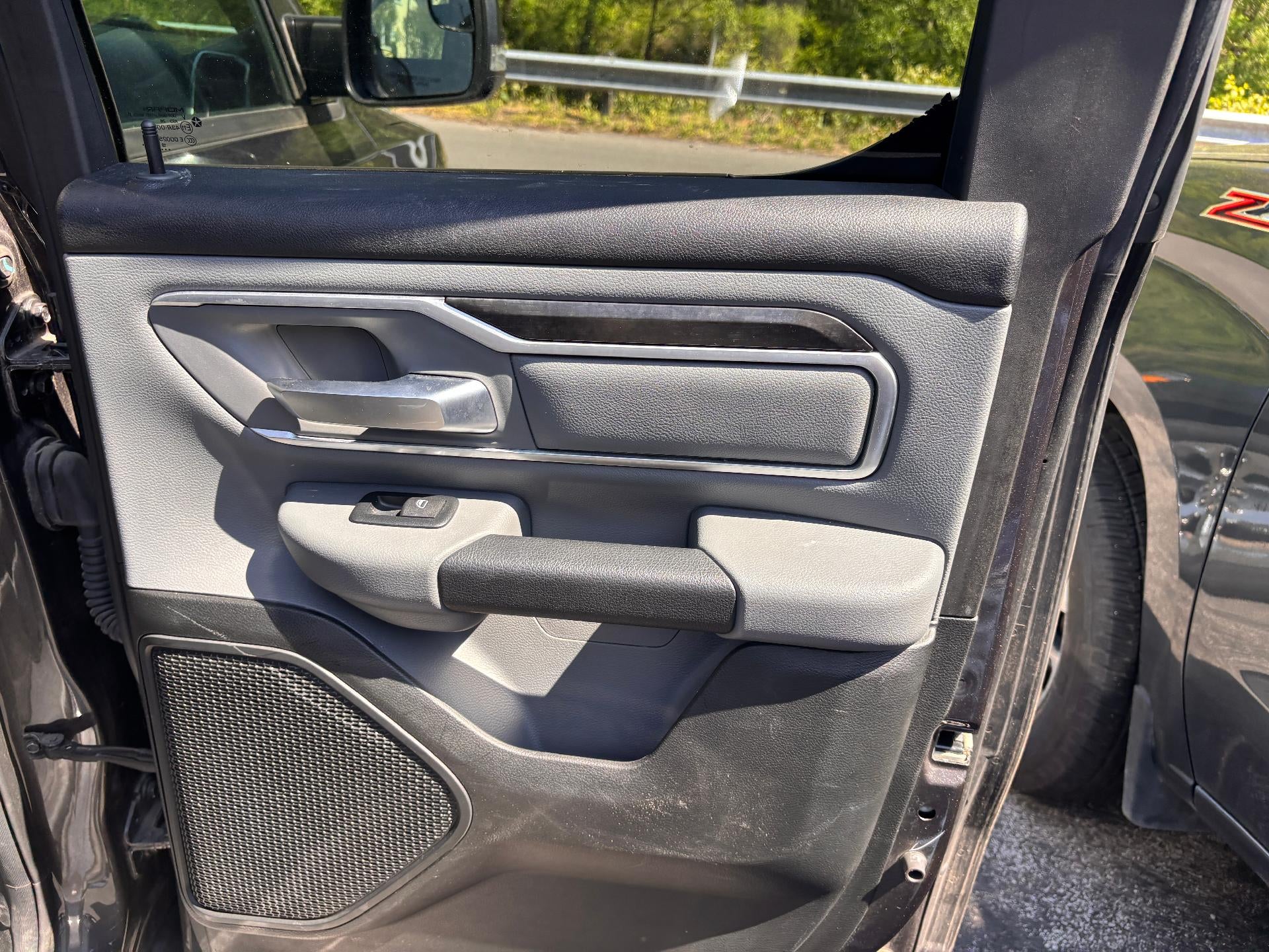 2020 RAM 1500 Big Horn Quad Cab 4x4 6'4" Box