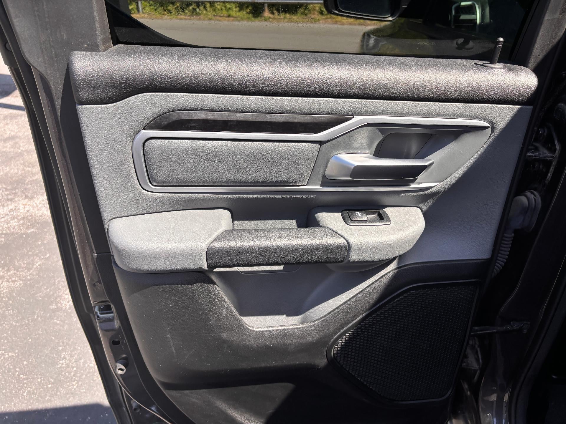 2020 RAM 1500 Big Horn Quad Cab 4x4 6'4" Box