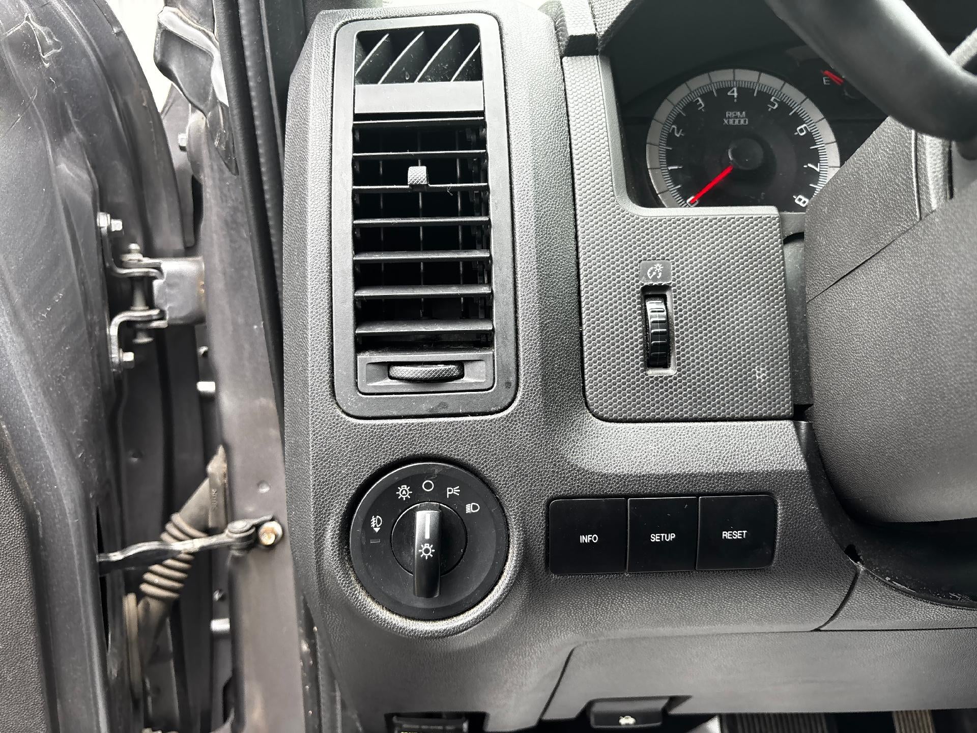 2009 Ford Escape XLT