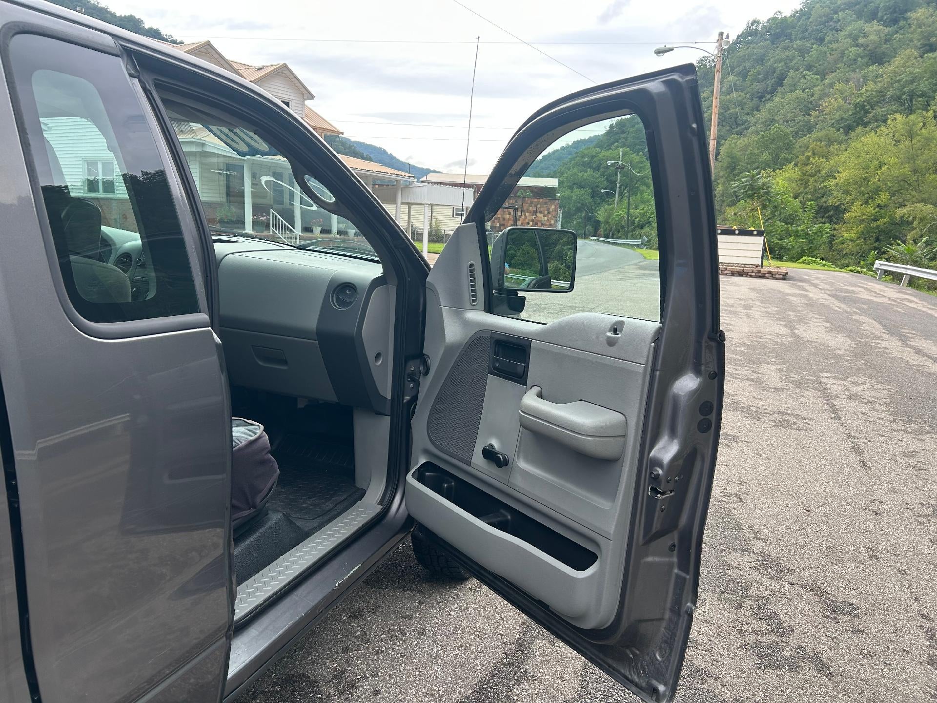 2006 Ford F-150 STX