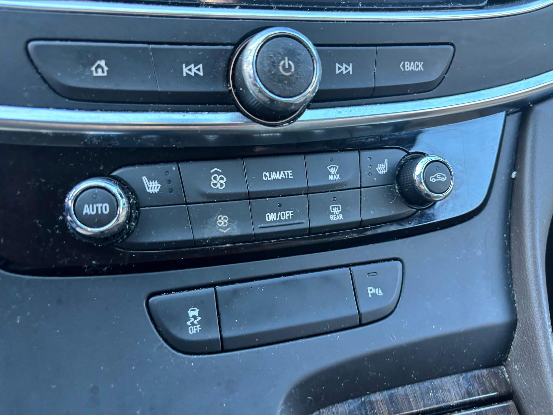 2017 Buick LaCrosse Essence