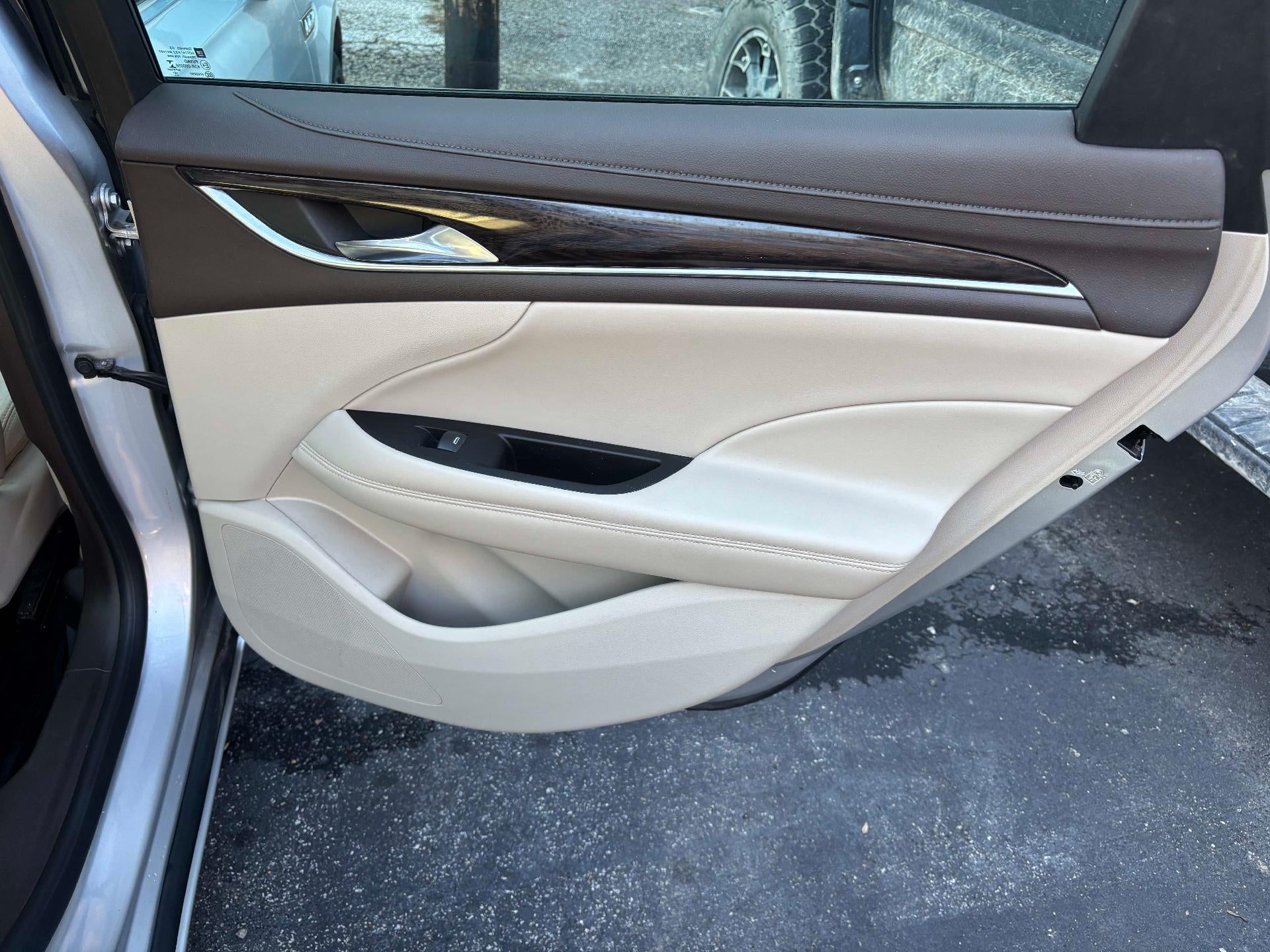 2017 Buick LaCrosse Essence