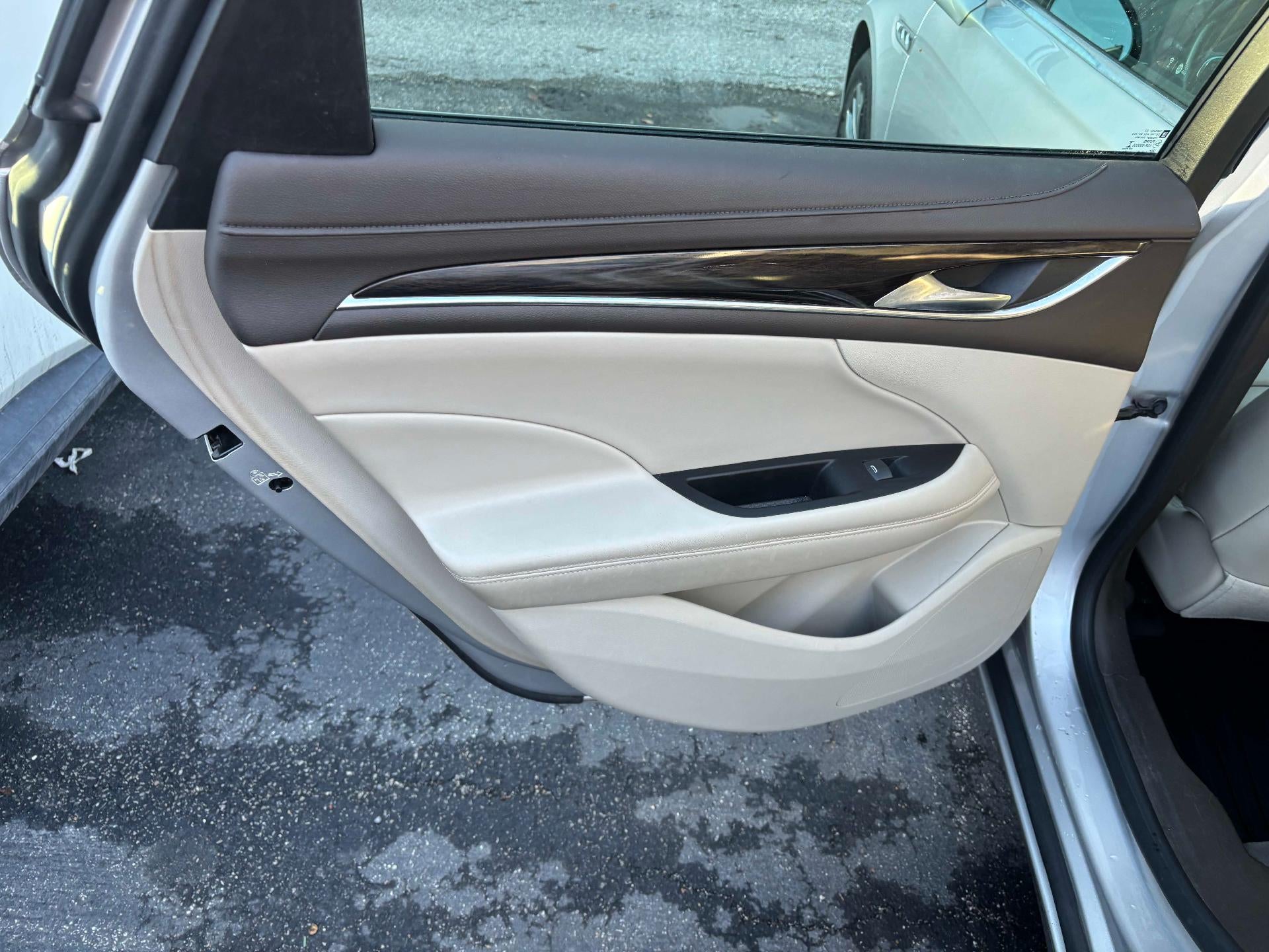 2017 Buick LaCrosse Essence