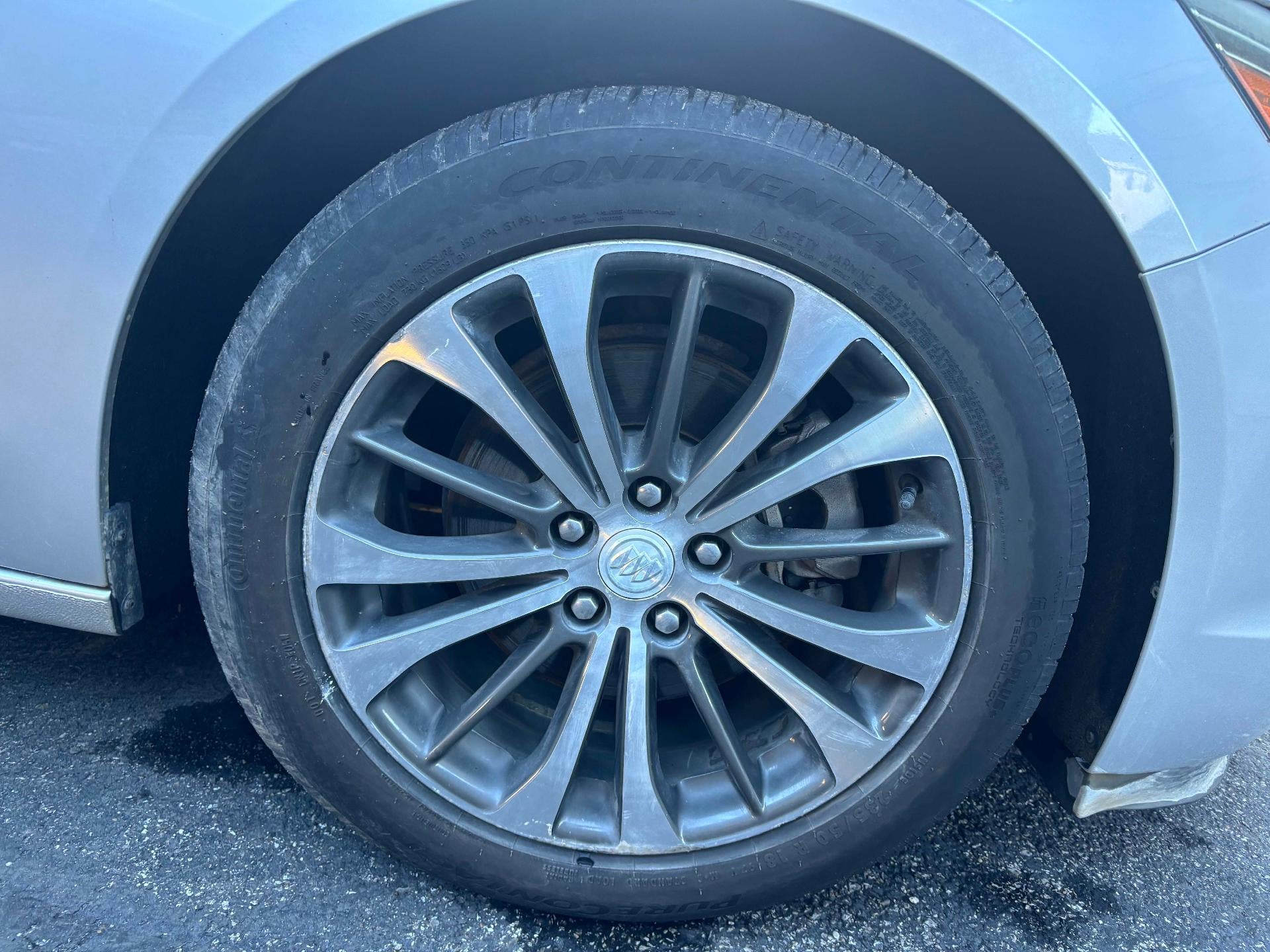 2017 Buick LaCrosse Essence