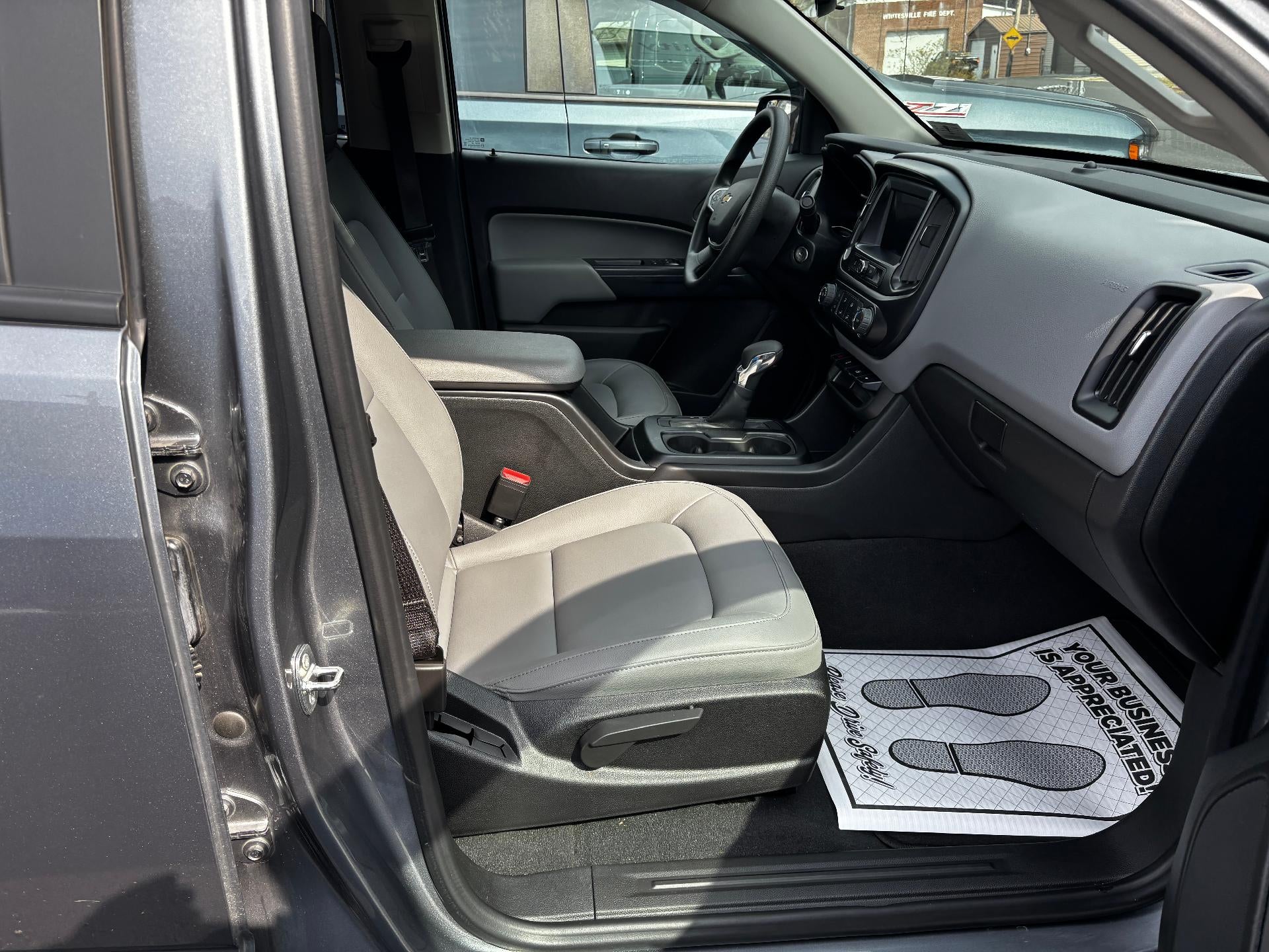 2022 Chevrolet Colorado WT