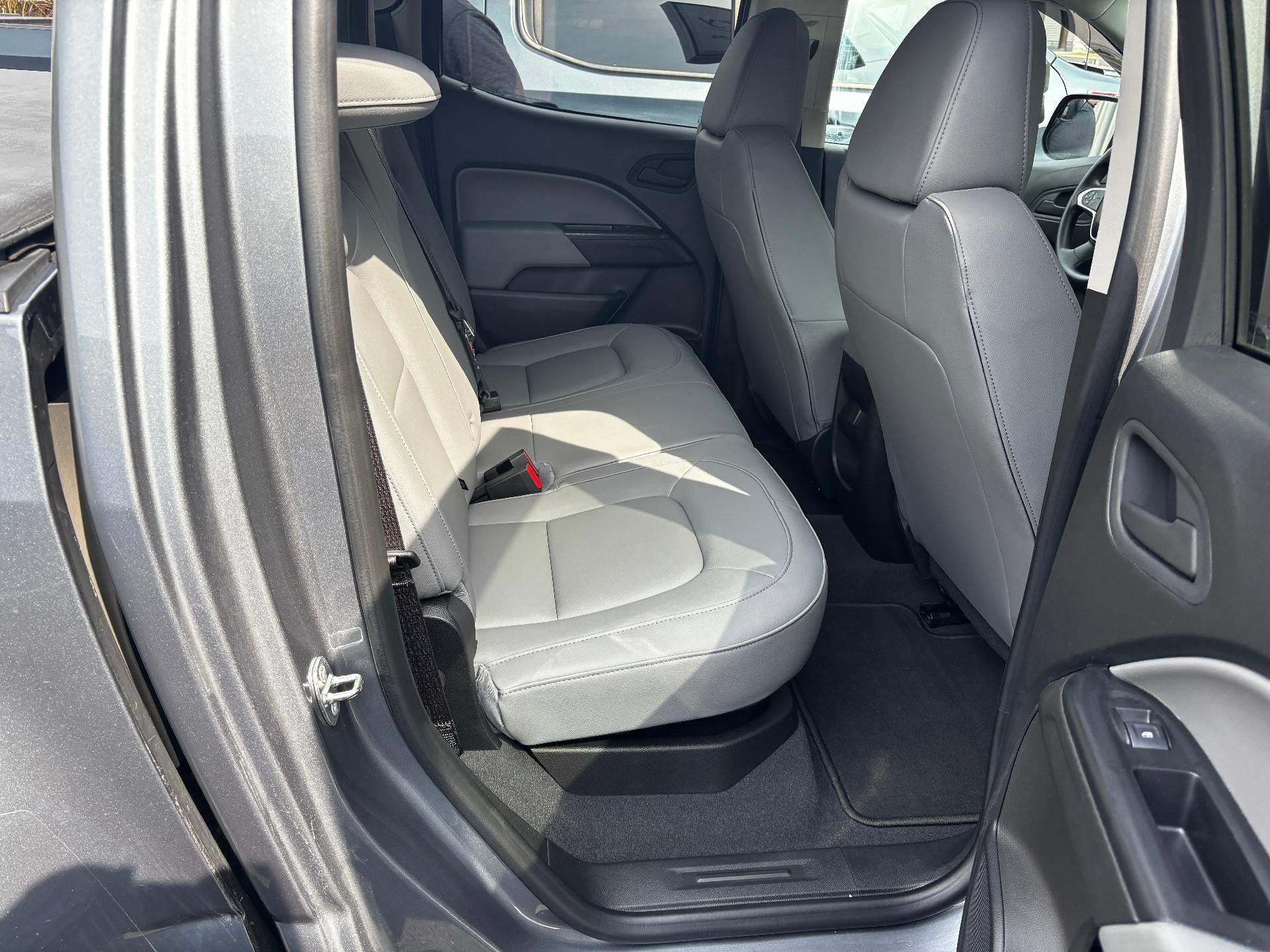 2022 Chevrolet Colorado WT