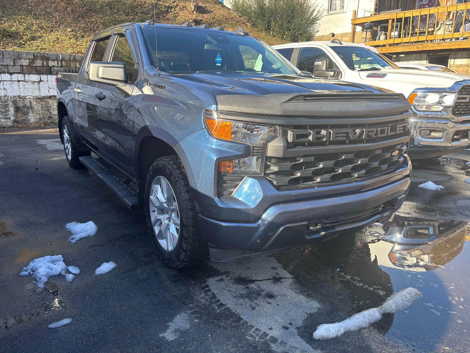 2022 Chevrolet Silverado 1500 Custom