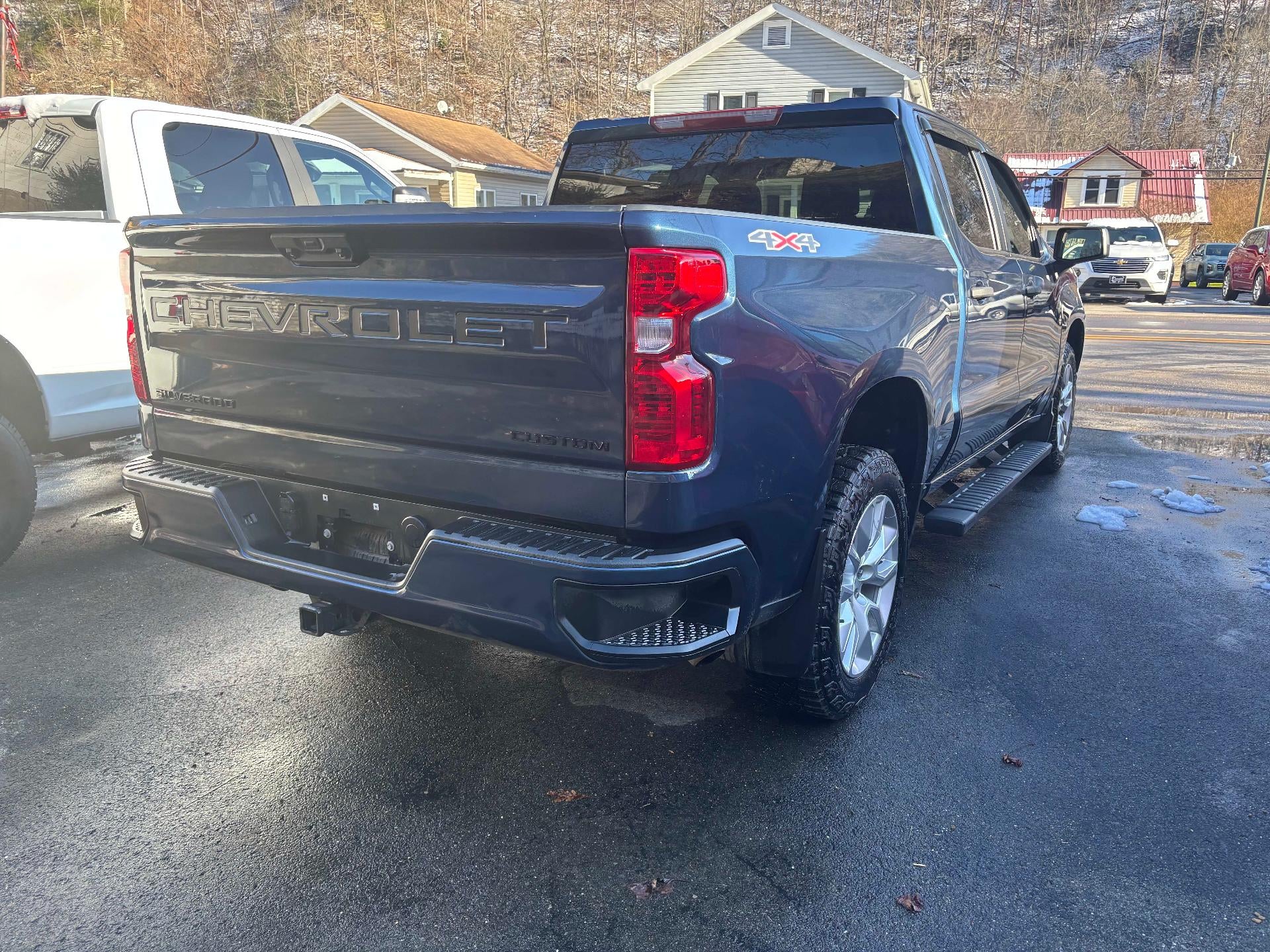 2022 Chevrolet Silverado 1500 Custom