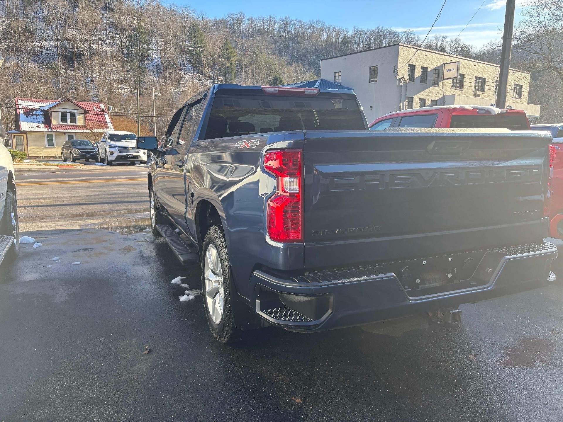 2022 Chevrolet Silverado 1500 Custom