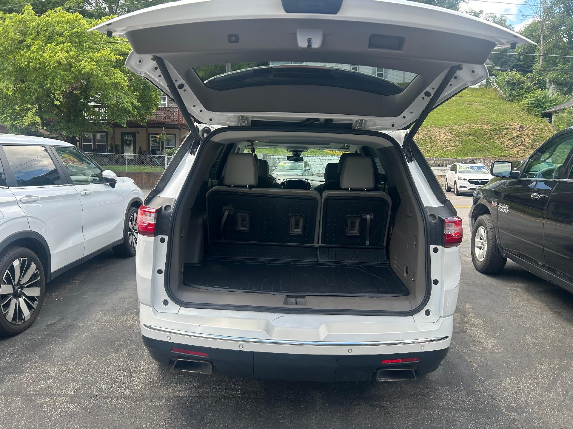 2021 Chevrolet Traverse Premier