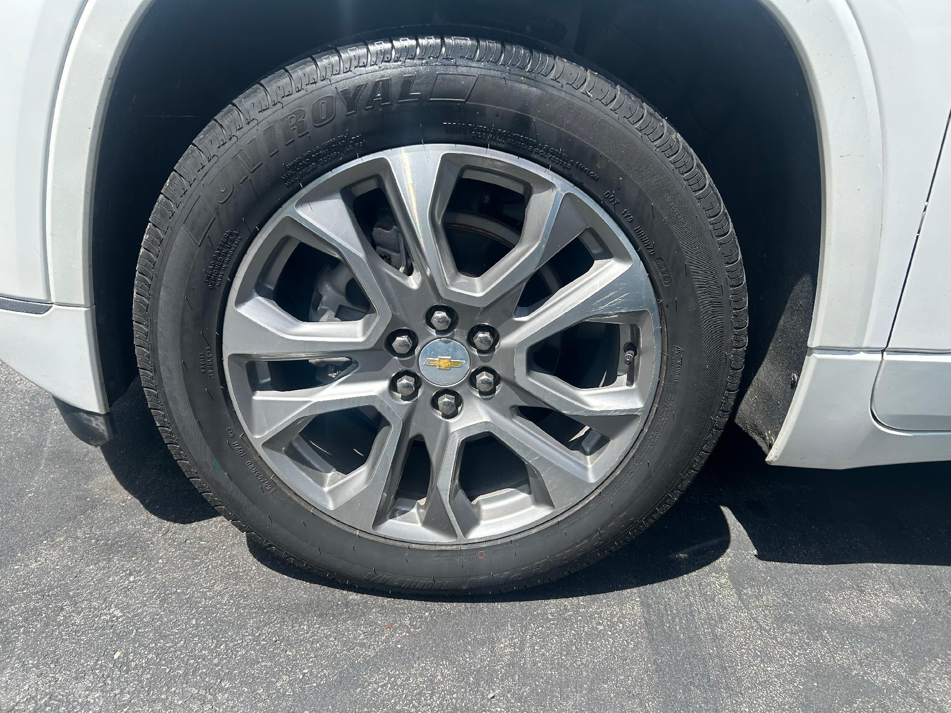 2021 Chevrolet Traverse Premier