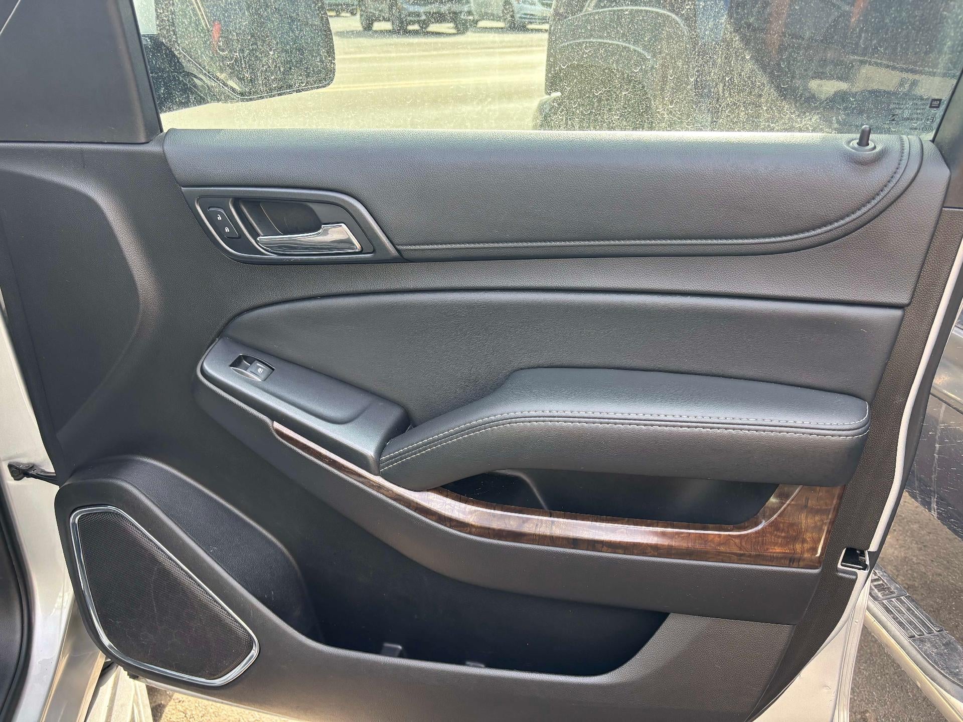 2016 Chevrolet Suburban LS