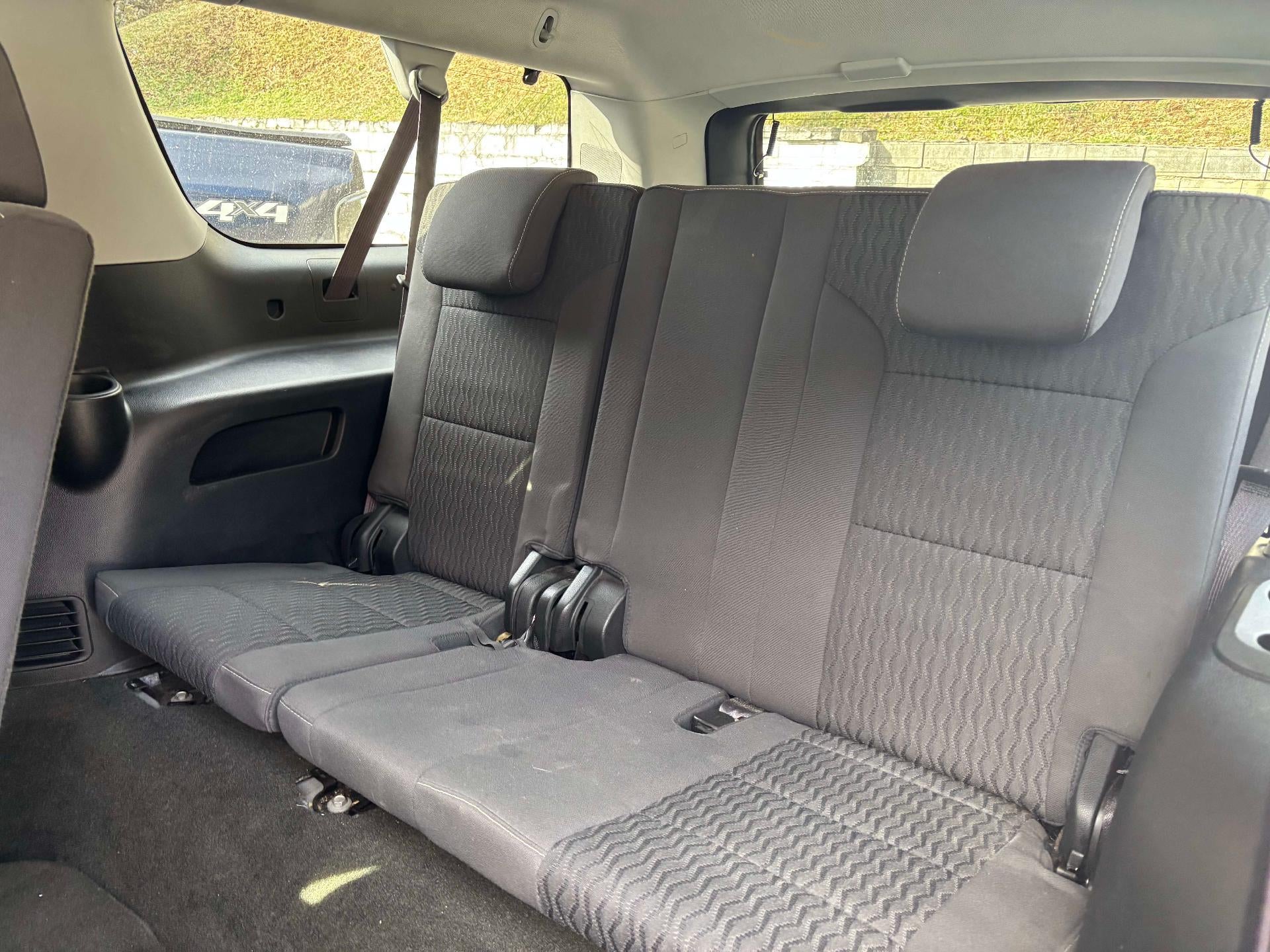 2016 Chevrolet Suburban LS