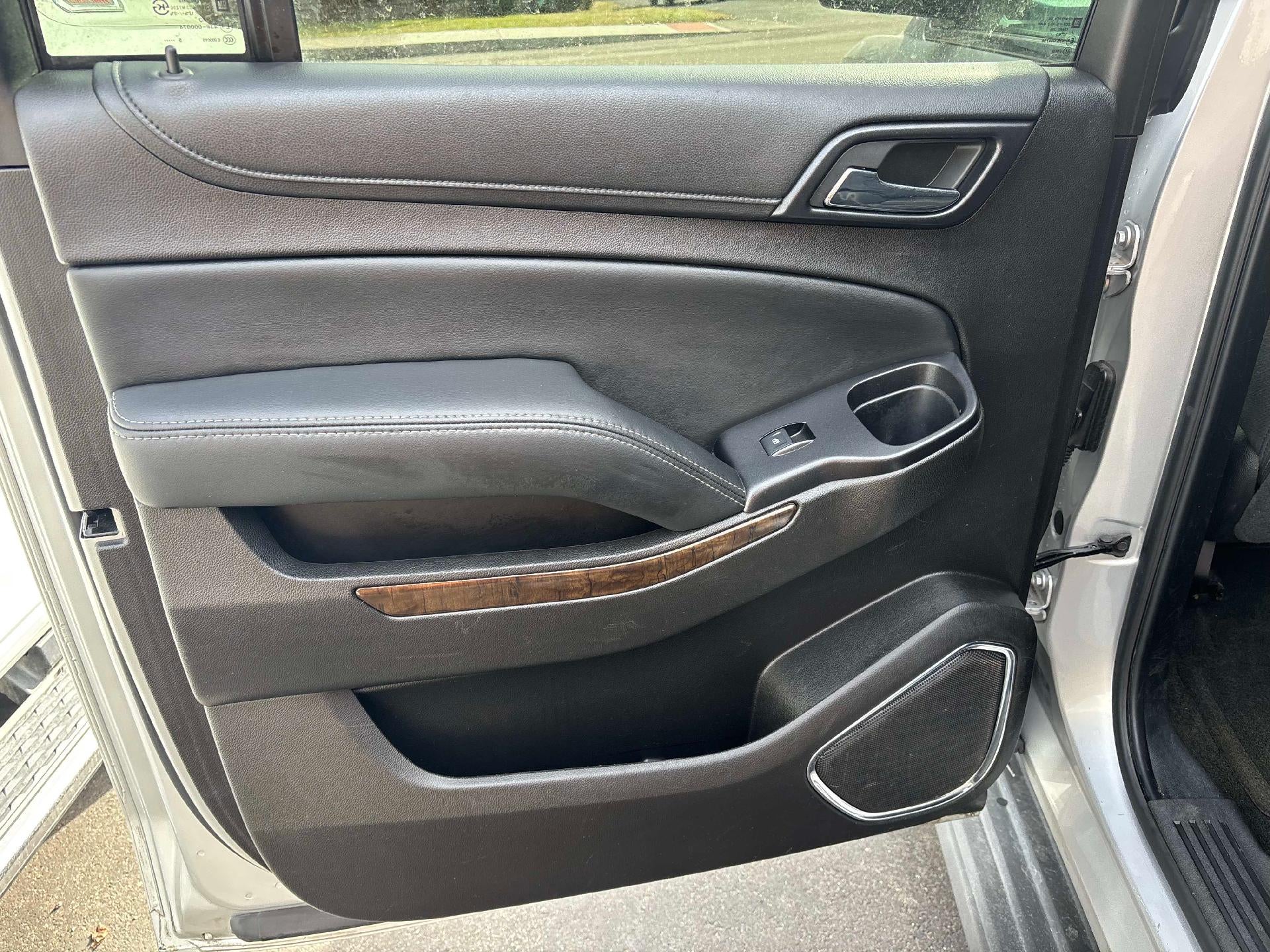 2016 Chevrolet Suburban LS