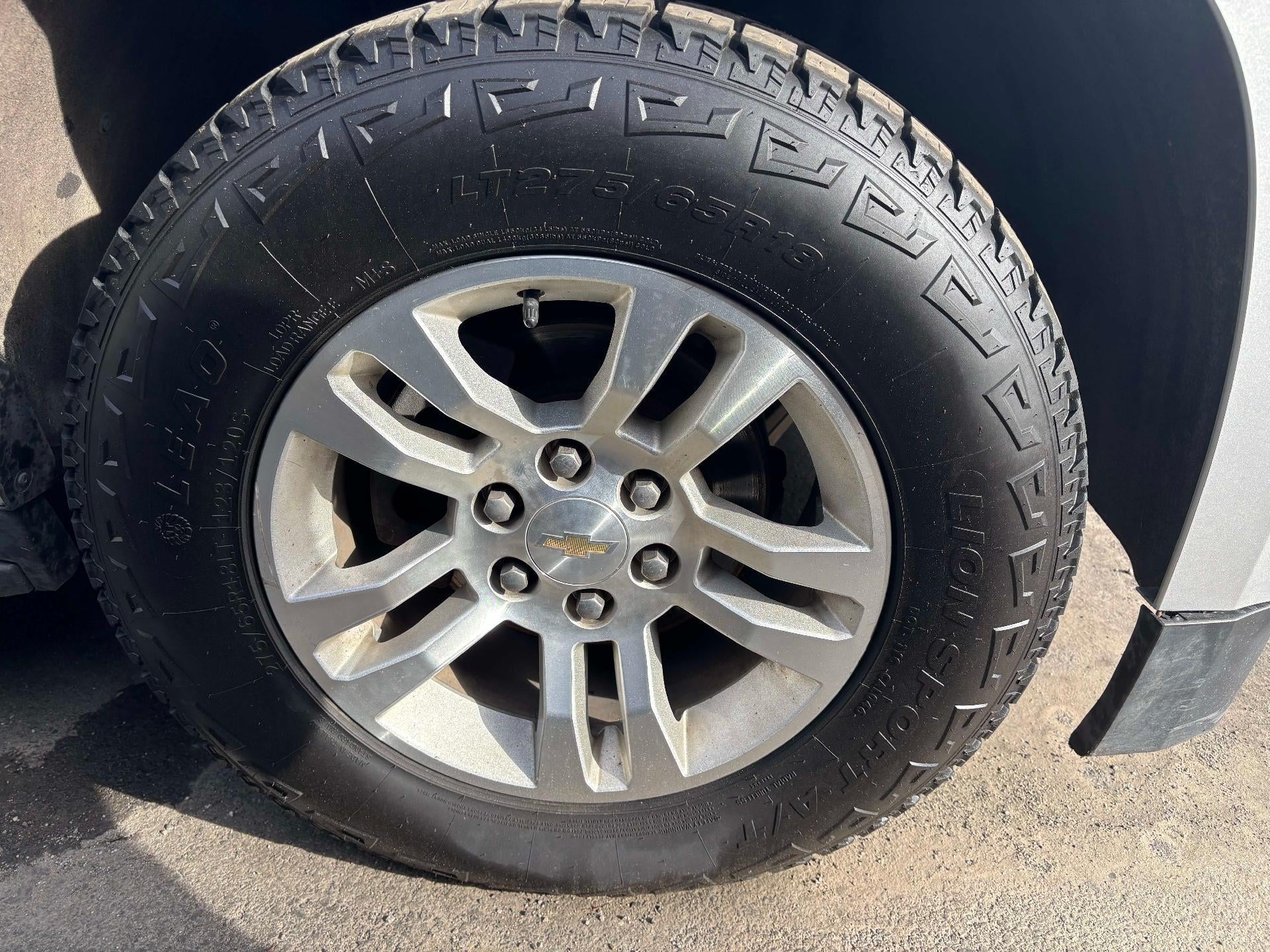 2016 Chevrolet Suburban LS