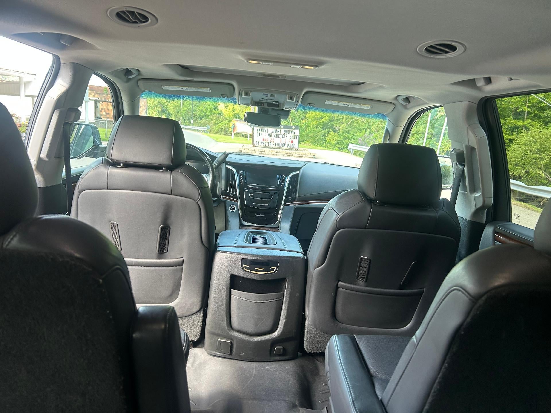 2019 Cadillac Escalade ESV Luxury