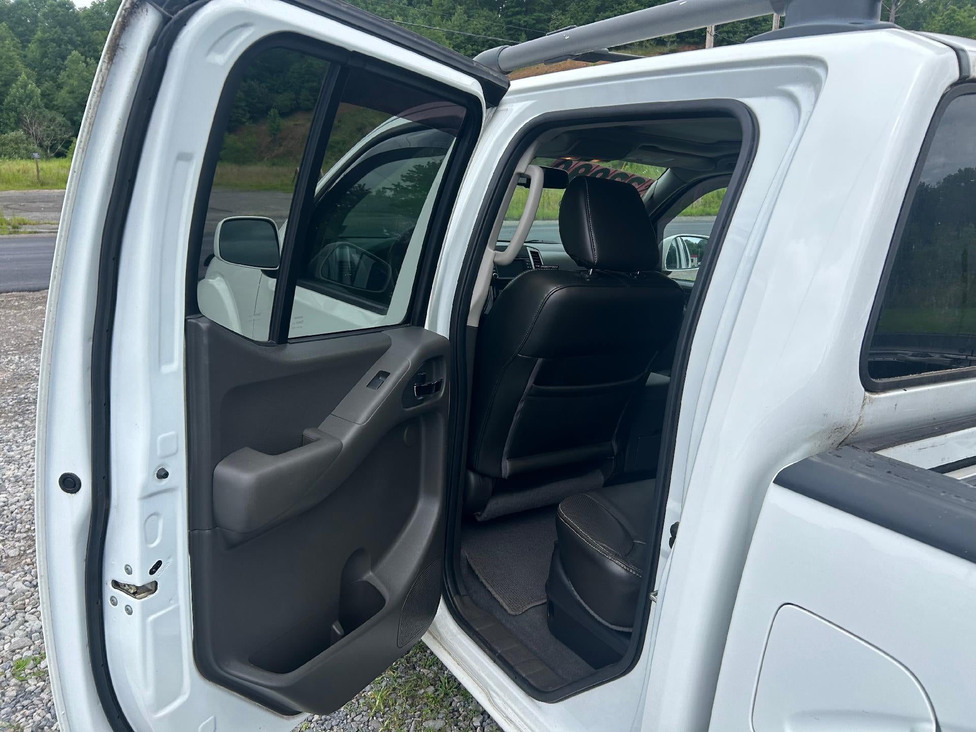 2020 Nissan Frontier Crew Cab PRO-4X 4x4