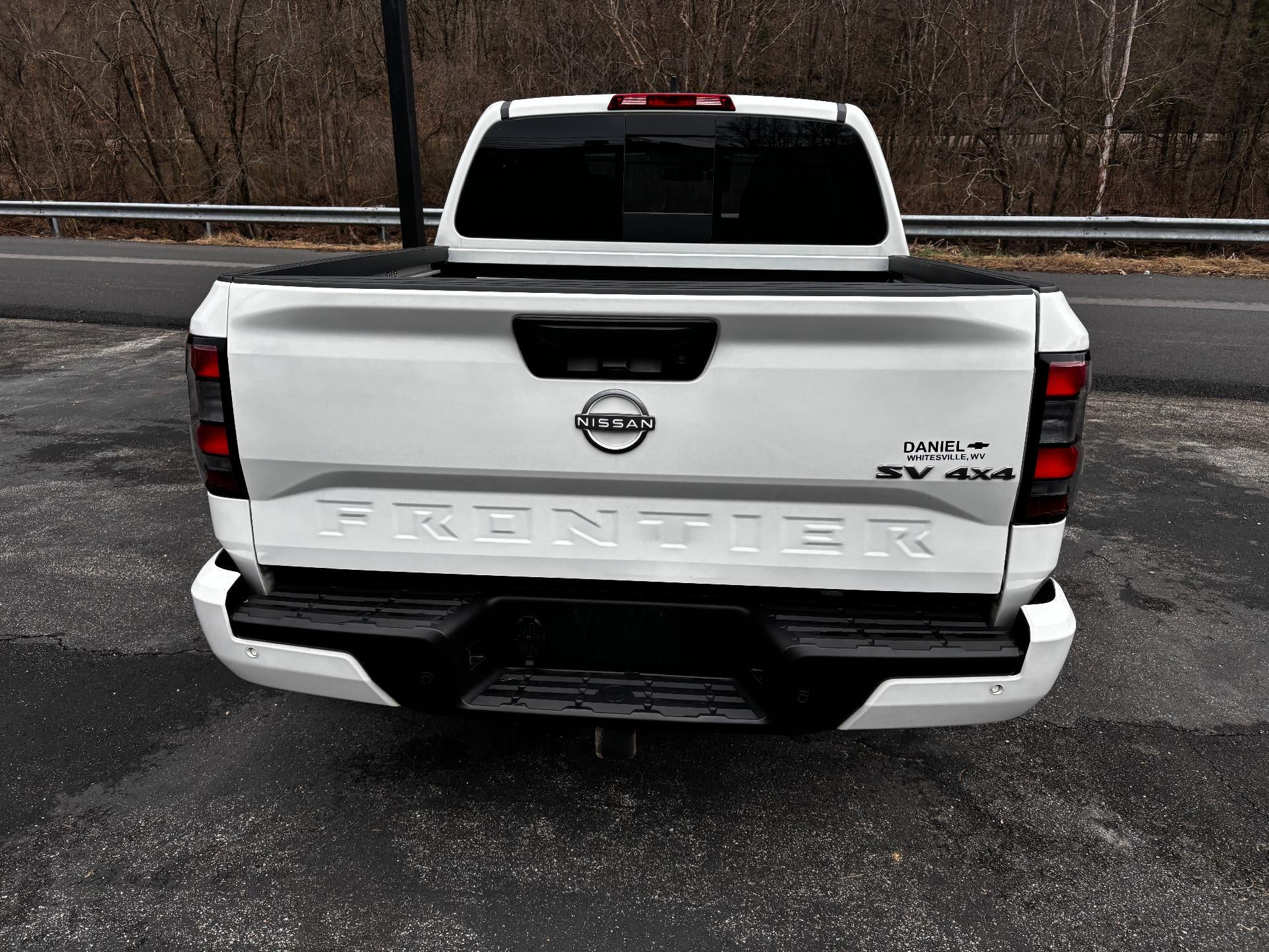 2024 Nissan Frontier SV