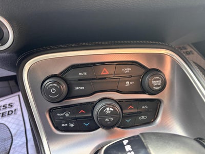 2019 Dodge Challenger SXT