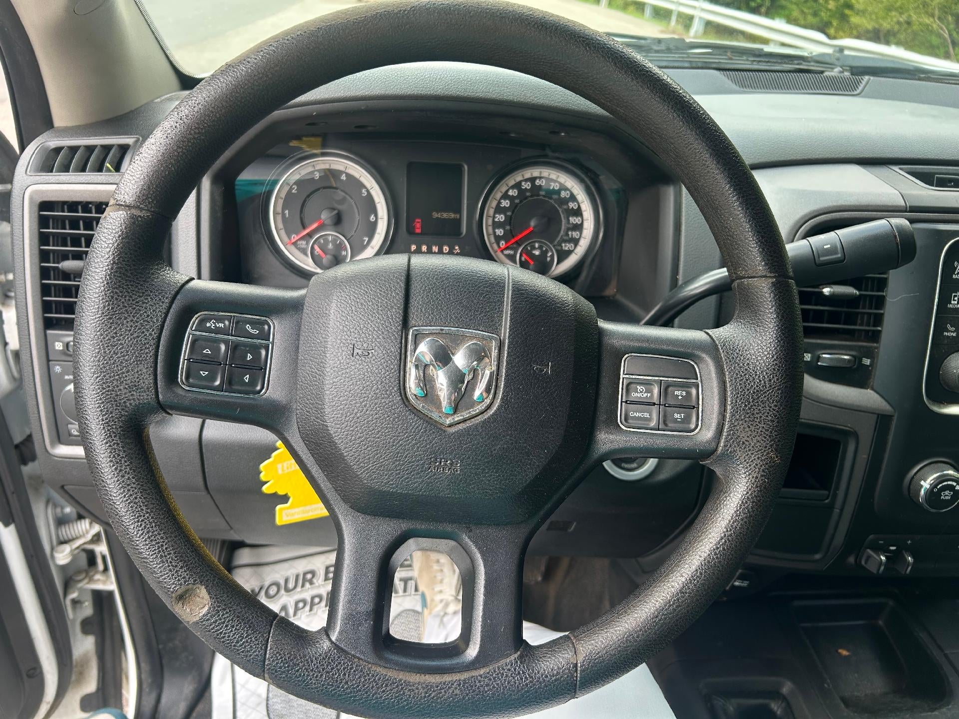 2017 RAM 3500 Tradesman Crew Cab 4x4 6'4" Box