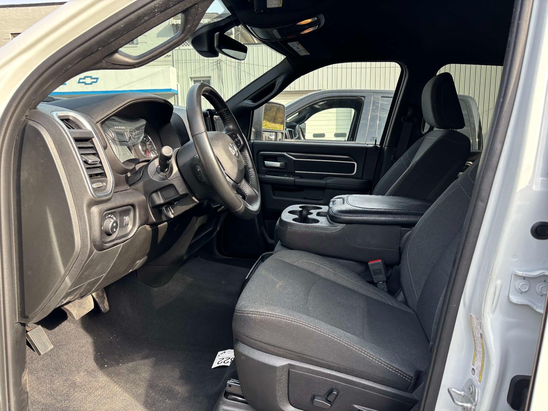 2024 RAM 2500 Big Horn Crew Cab 4x4 6'4" Box