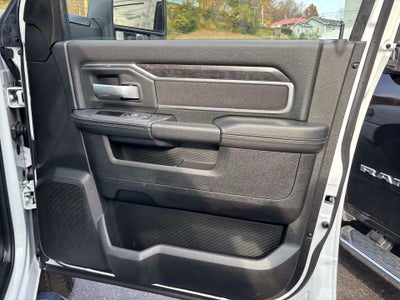 2024 RAM 2500 Big Horn Crew Cab 4x4 6'4" Box
