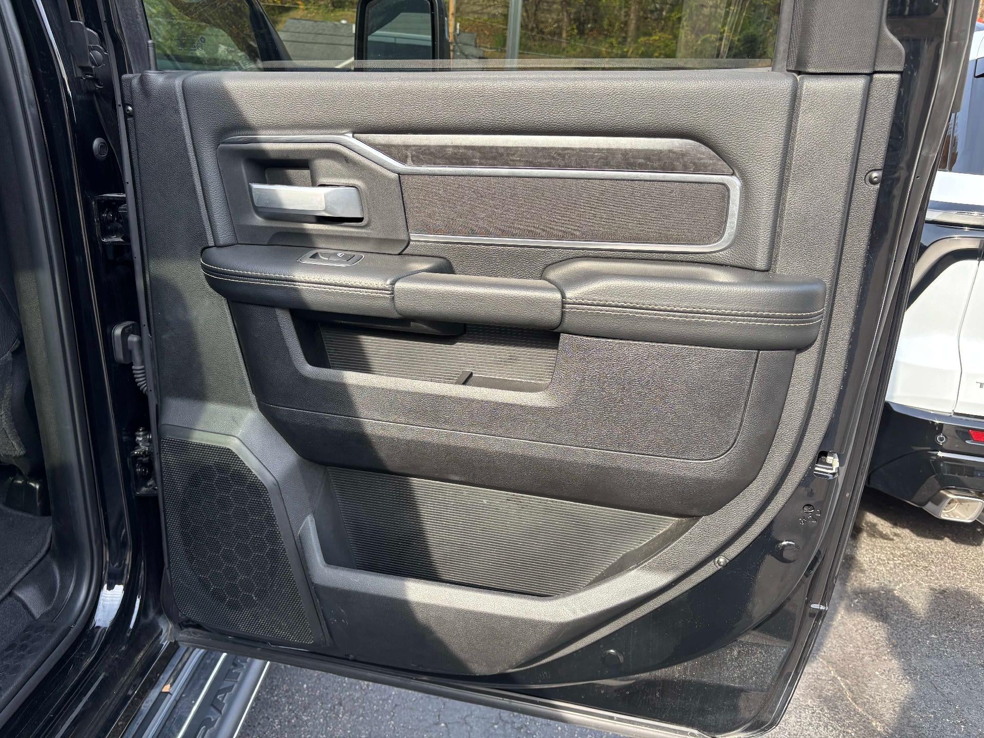 2024 RAM 2500 Big Horn Crew Cab 4x4 6'4" Box