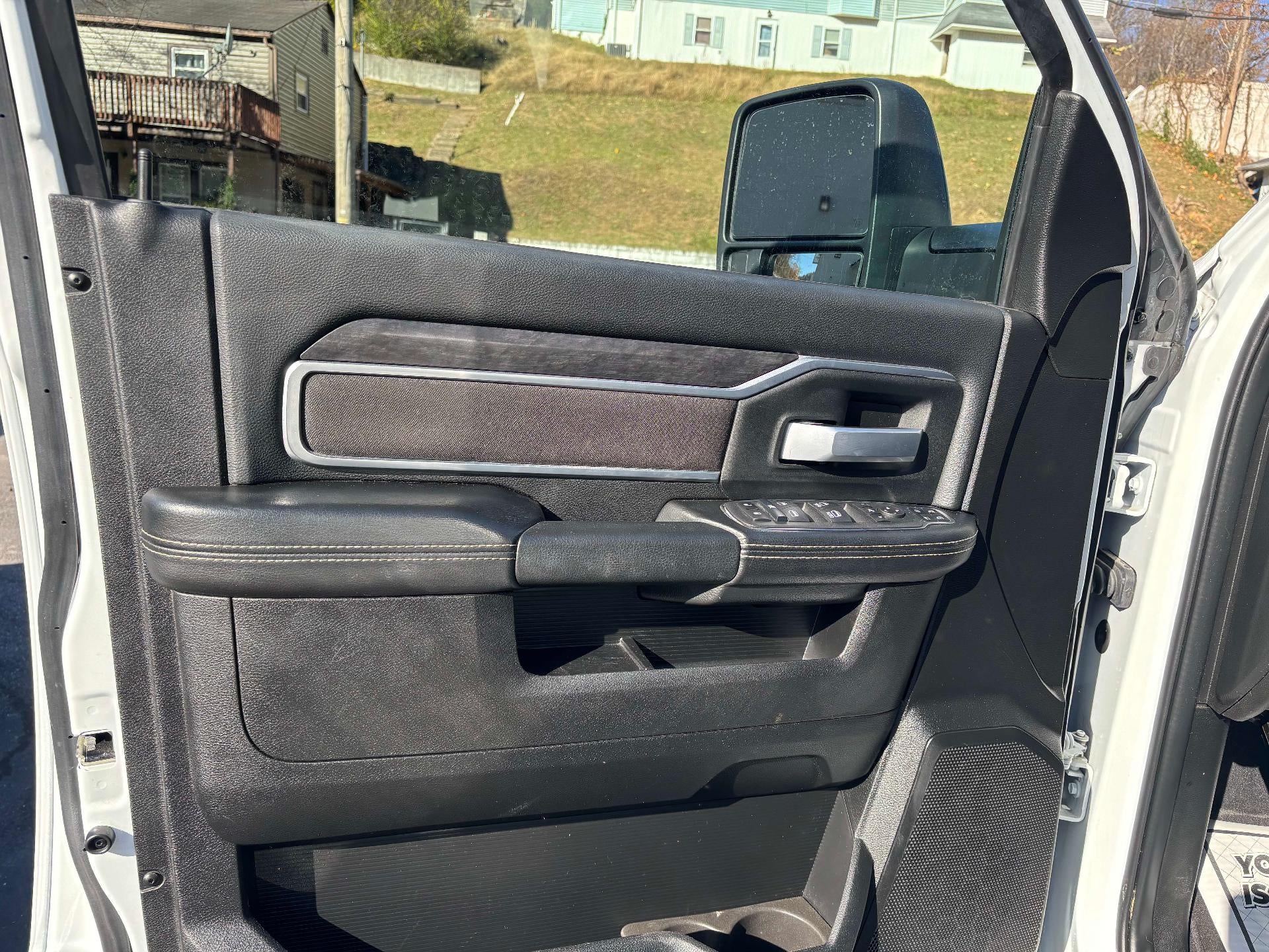 2024 RAM 2500 Big Horn Crew Cab 4x4 6'4" Box