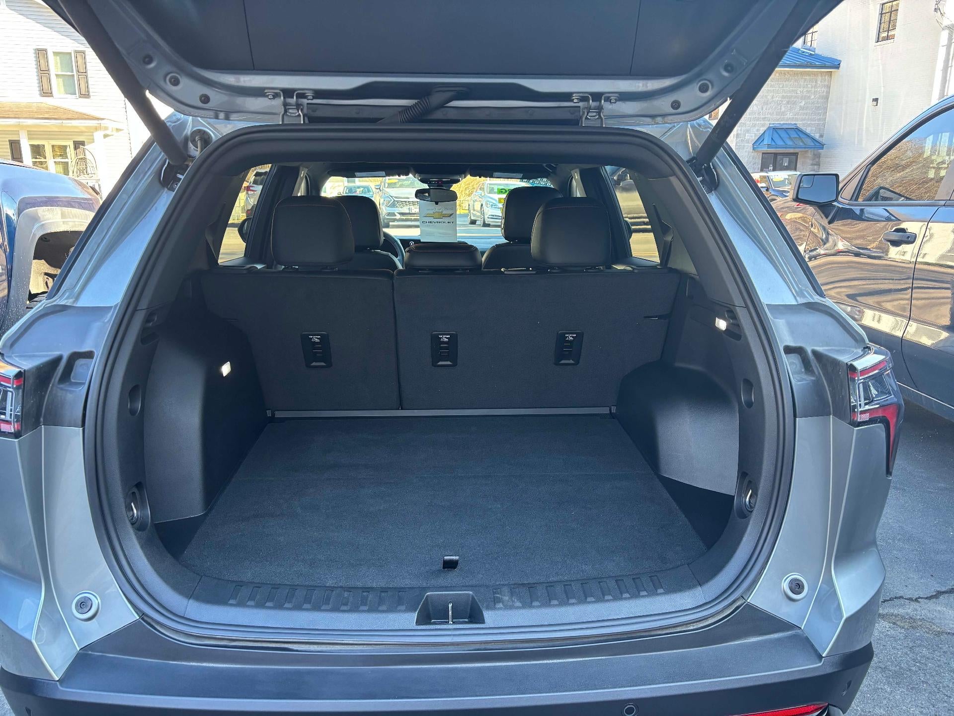 2025 Chevrolet Equinox RS