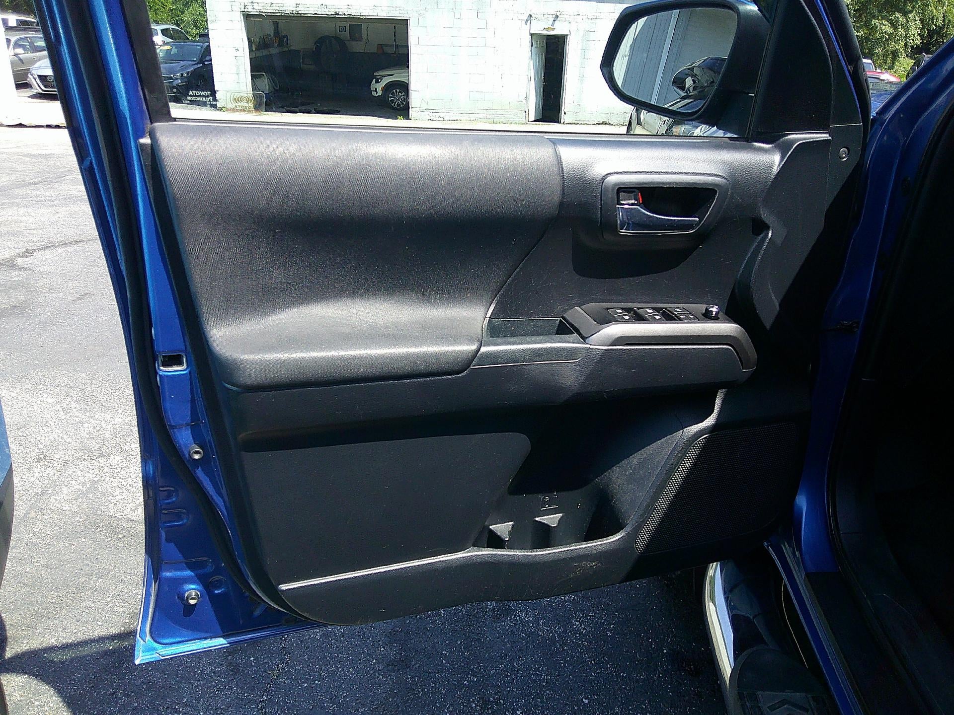 2018 Toyota Tacoma SR5 V6