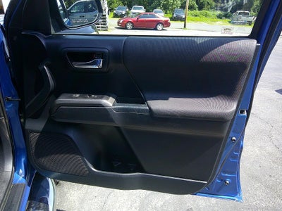 2018 Toyota Tacoma SR5 V6