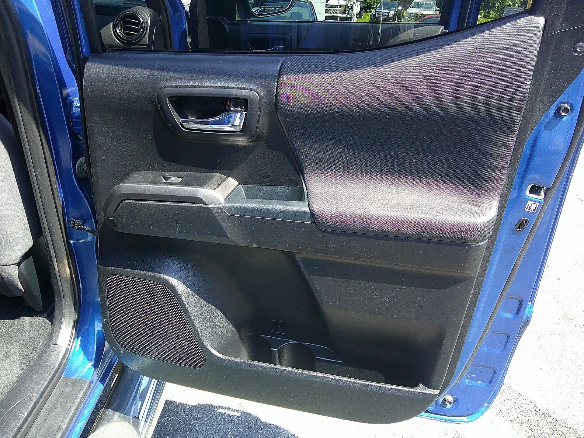 2018 Toyota Tacoma SR5 V6