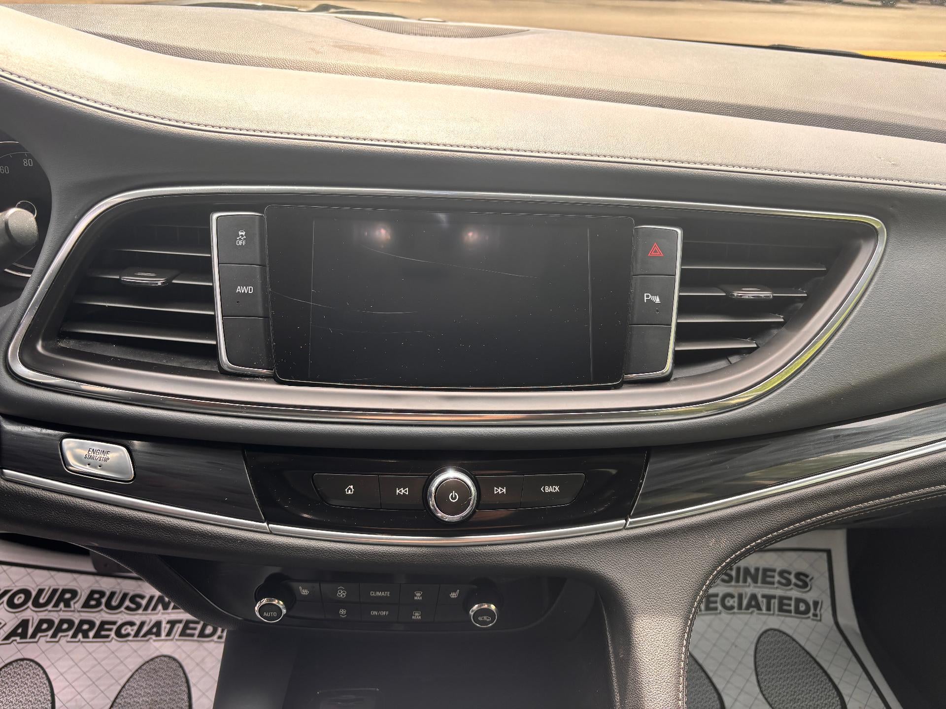 2020 Buick Enclave Essence