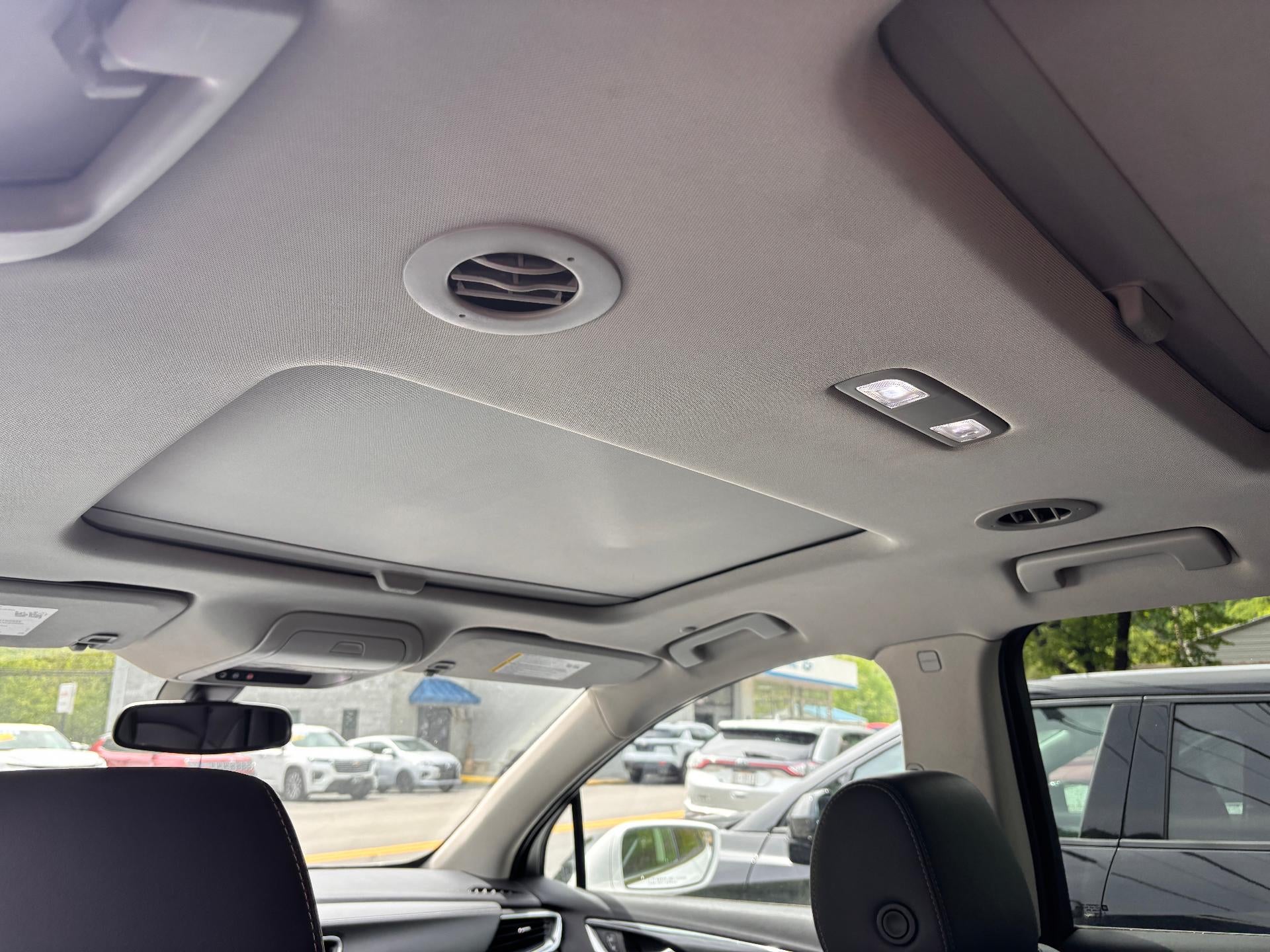 2020 Buick Enclave Essence