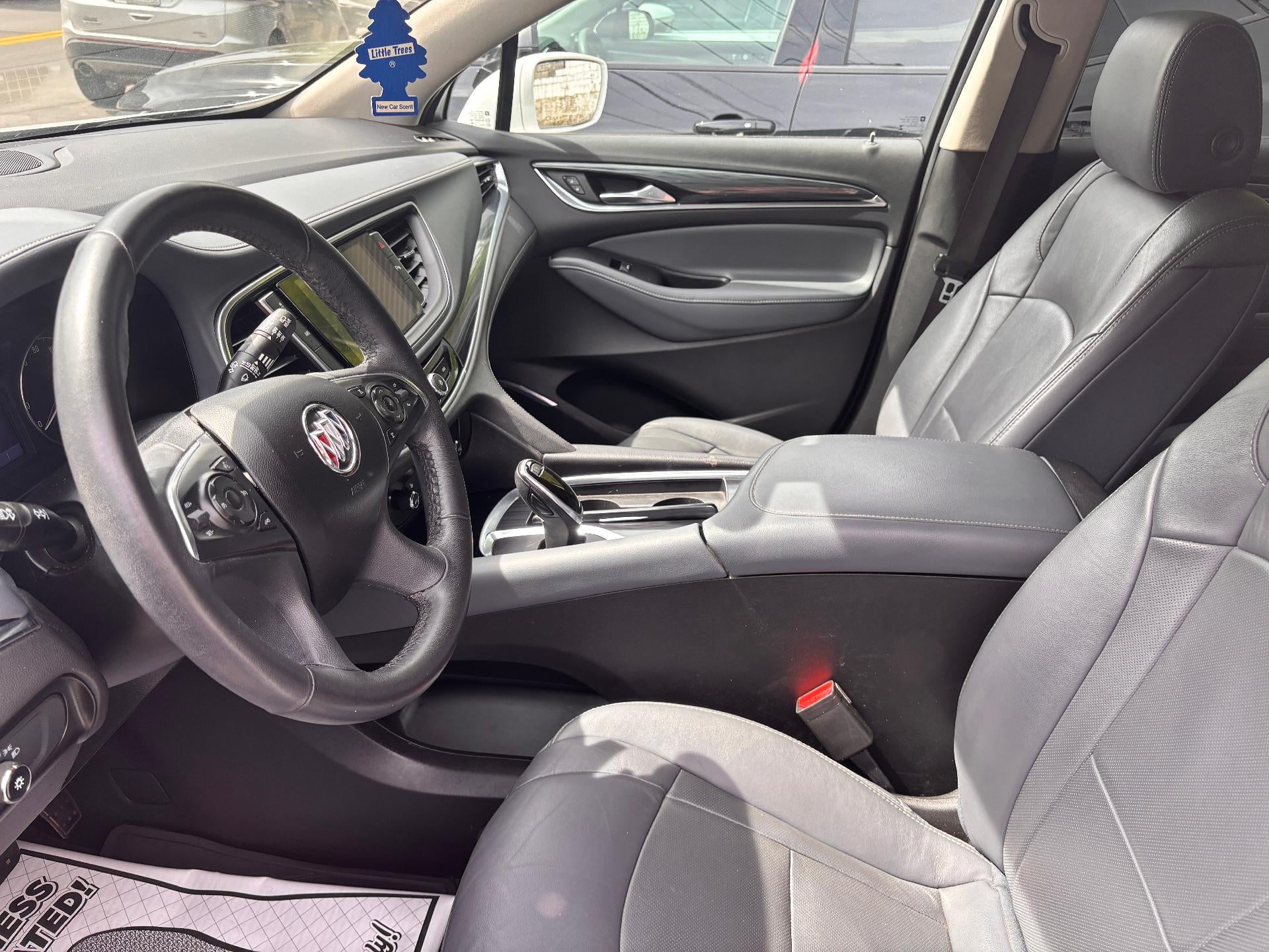 2020 Buick Enclave Essence