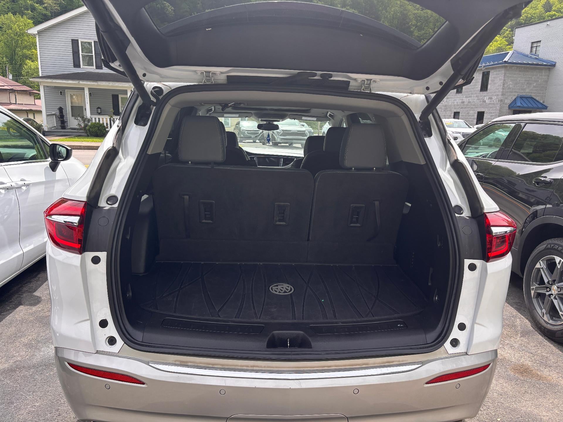2020 Buick Enclave Essence