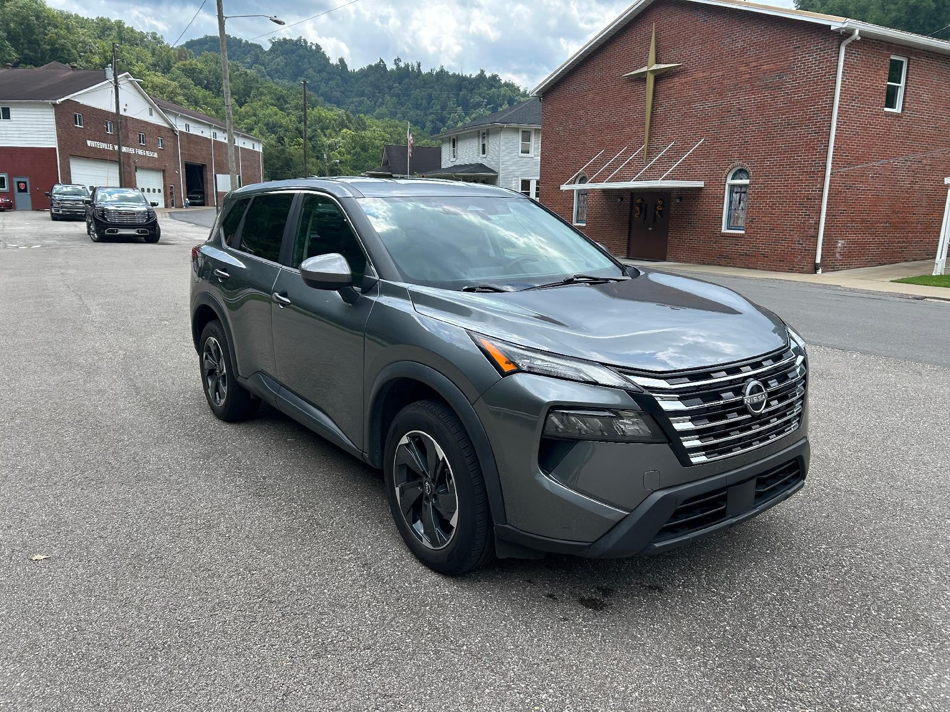 2024 Nissan Rogue SV