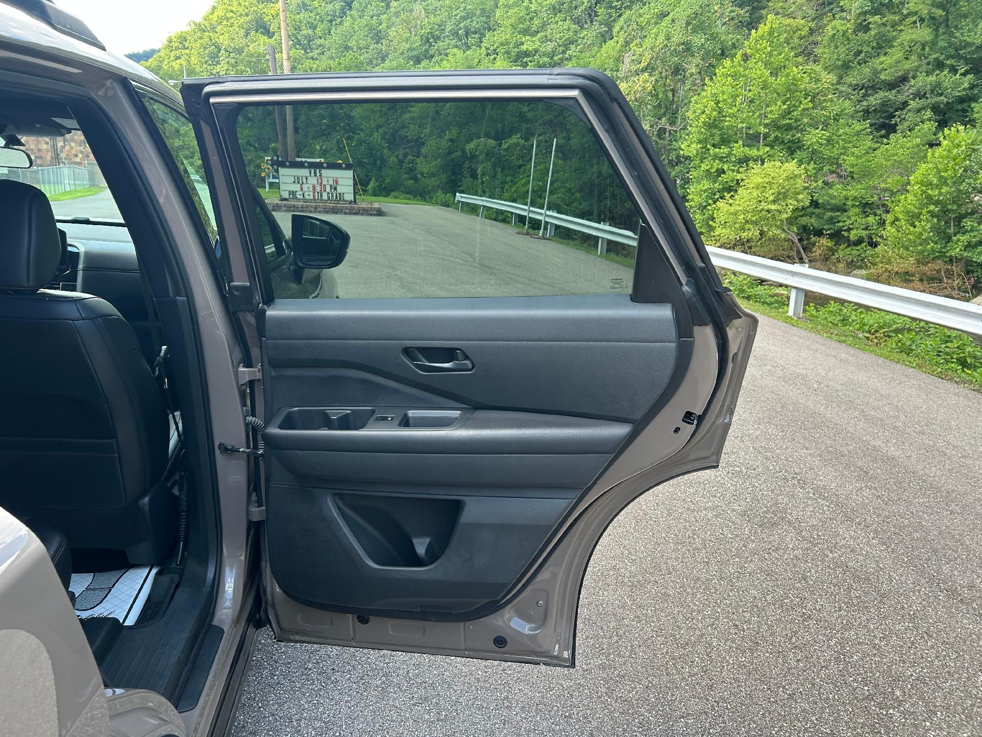 2024 Nissan Pathfinder Rock Creek 4WD