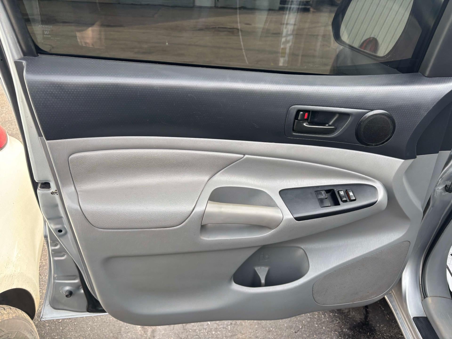 2015 Toyota Tacoma BASE