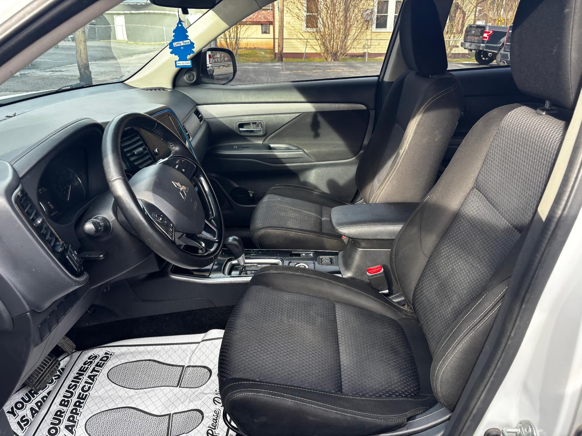 2017 Mitsubishi Outlander SE