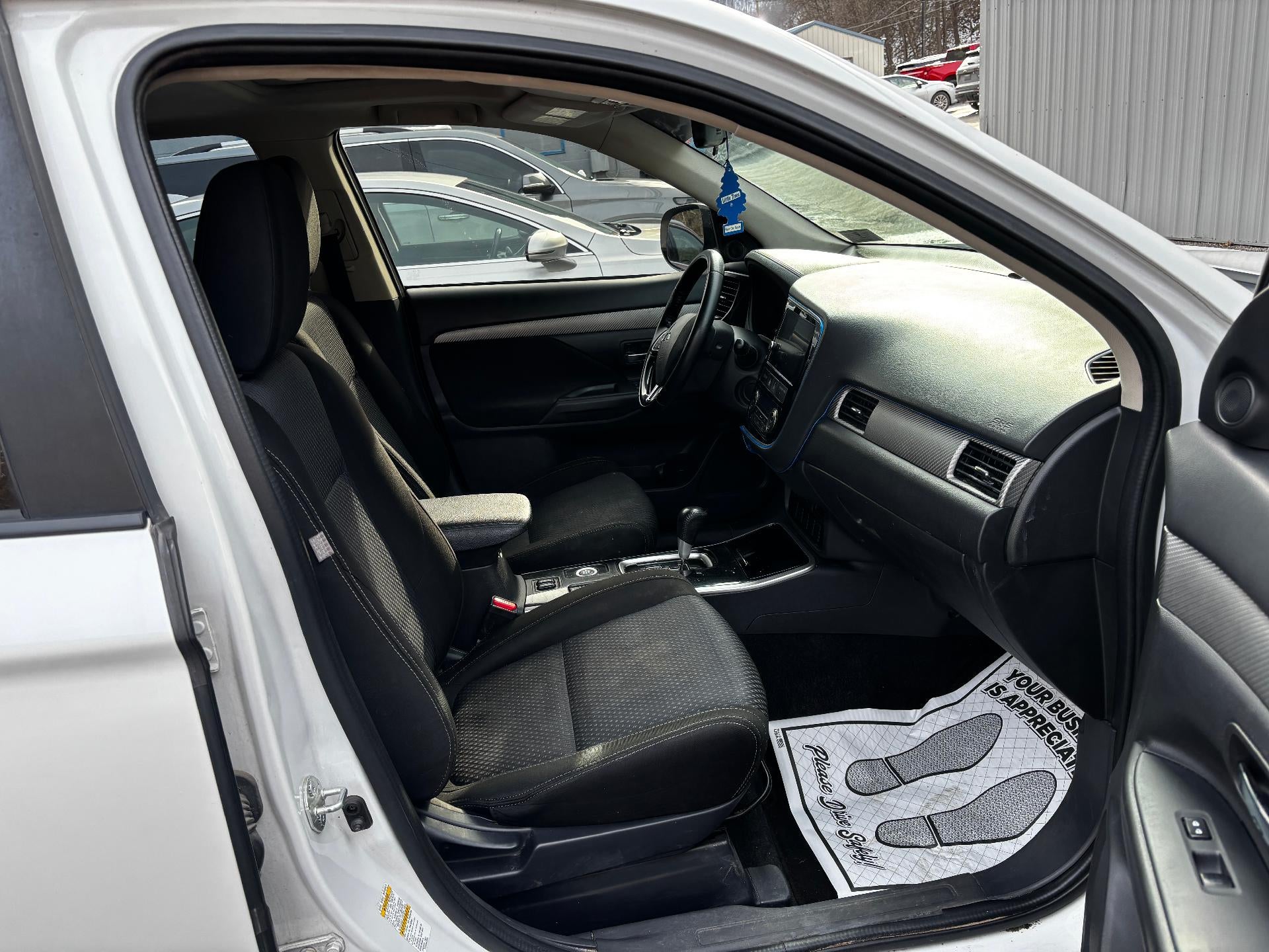 2017 Mitsubishi Outlander SE