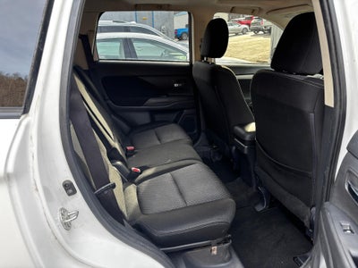 2017 Mitsubishi Outlander SE