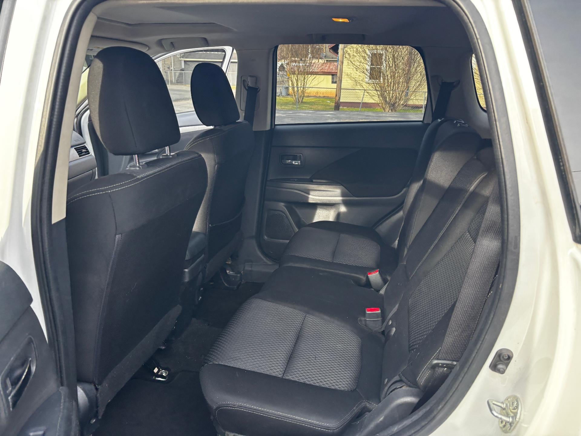 2017 Mitsubishi Outlander SE