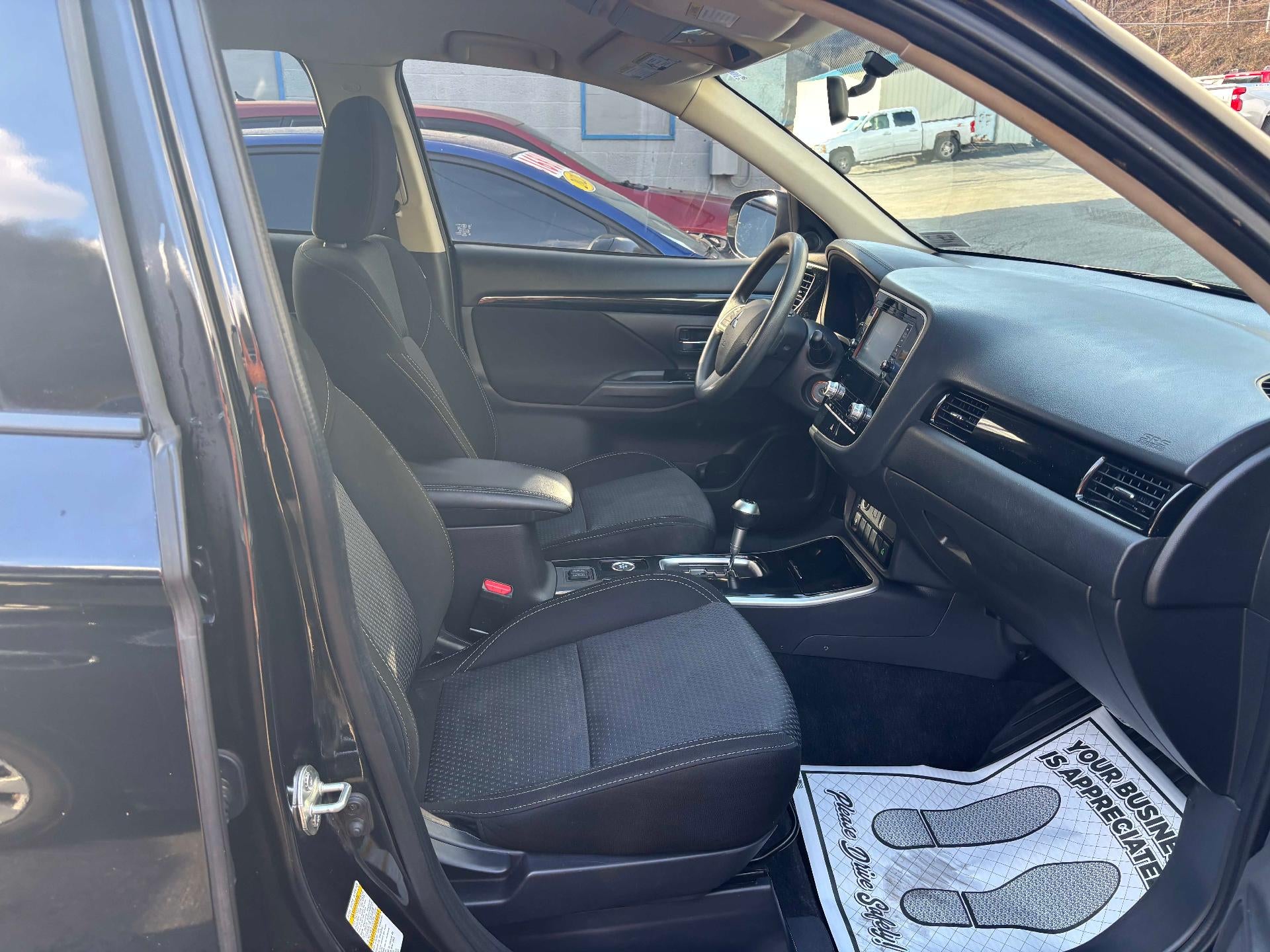 2020 Mitsubishi Outlander ES 2.4 S-AWC