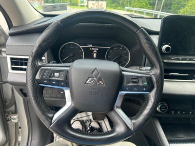 2022 Mitsubishi Outlander SE 2.5 2WD